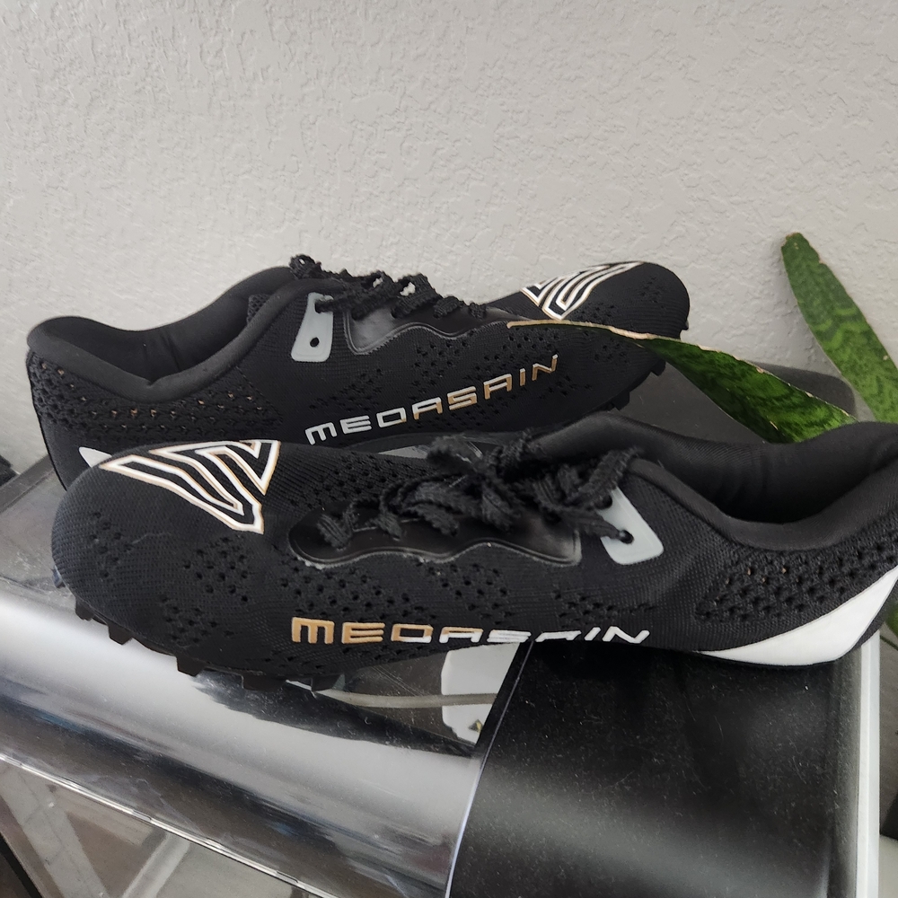 Medasarin  Black Track Shoes with White Accents